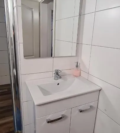 Byjoe Apartment Morschen Exterior photo